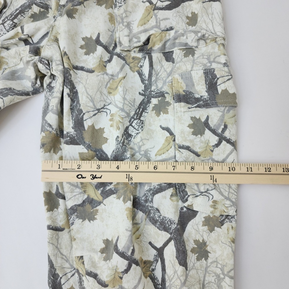 Love & Liberty Womens Real Tree Camo Cargo Jogger Pants Beige Grey Size Medium - Picture 4 of 7